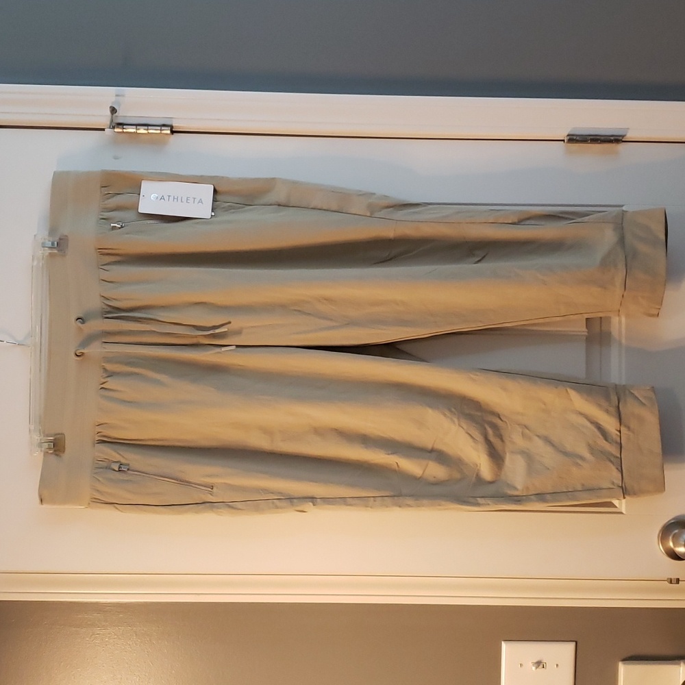 NWT Athleta Trekkie North Jogger Size 20 in Ecru
